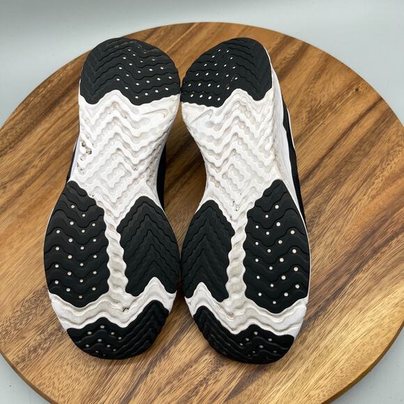 Nike Odyssey React Flyknit 2 Shoes Womens 9 Black White Running Comfort Walking - Picture 7 of 8